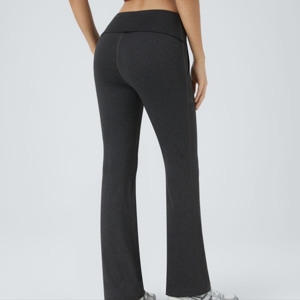 NWT Halara flare leggings